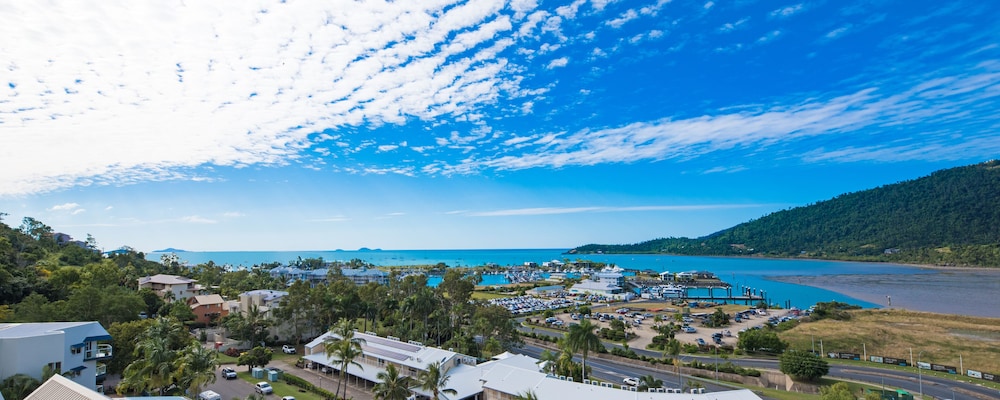 the sebel whitsundays airlie beach