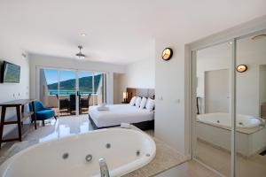 the sebel whitsundays airlie beach