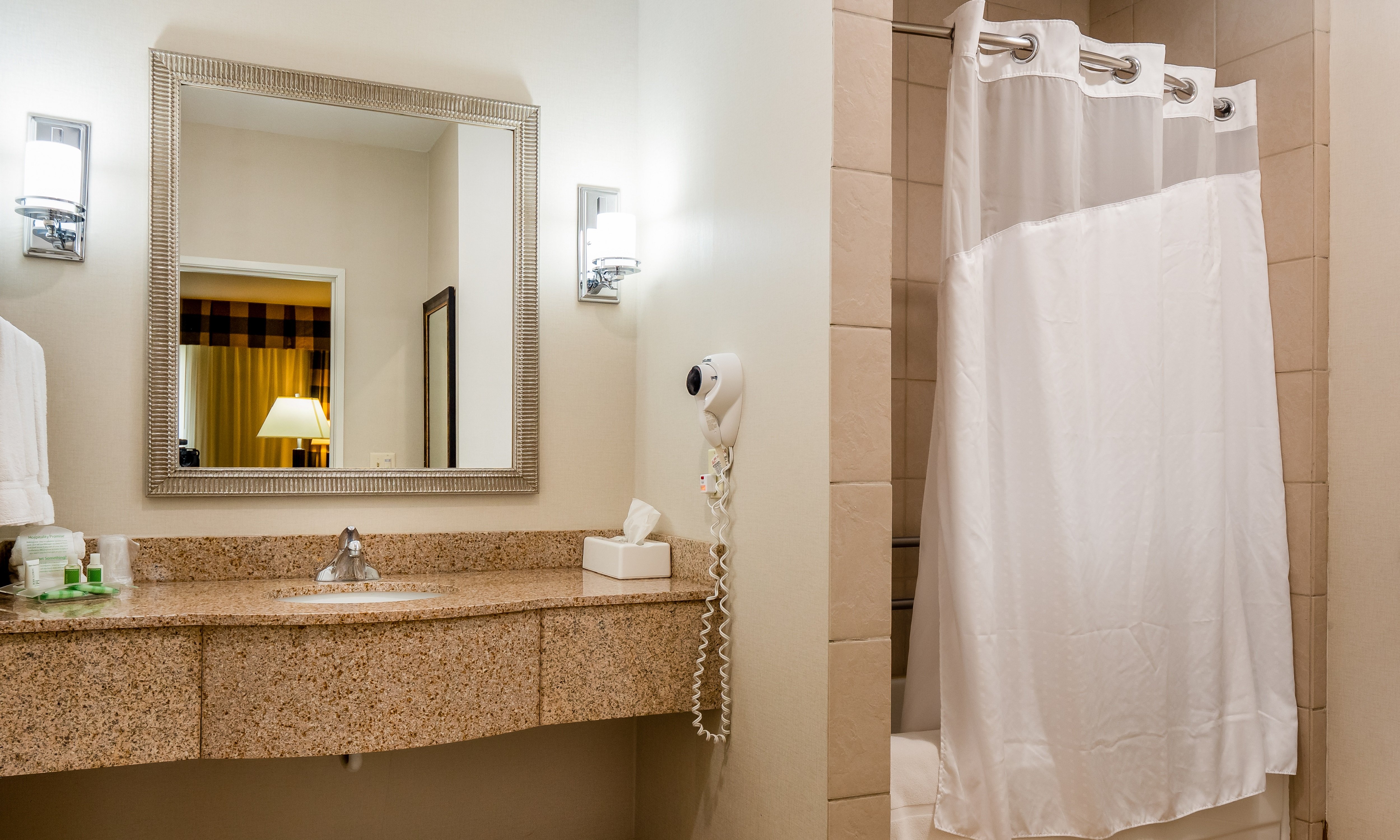 holiday inn and conference center marshfield by ihg
