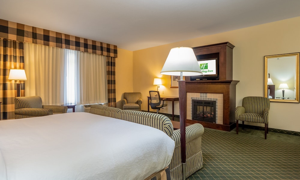 holiday inn and conference center marshfield by ihg