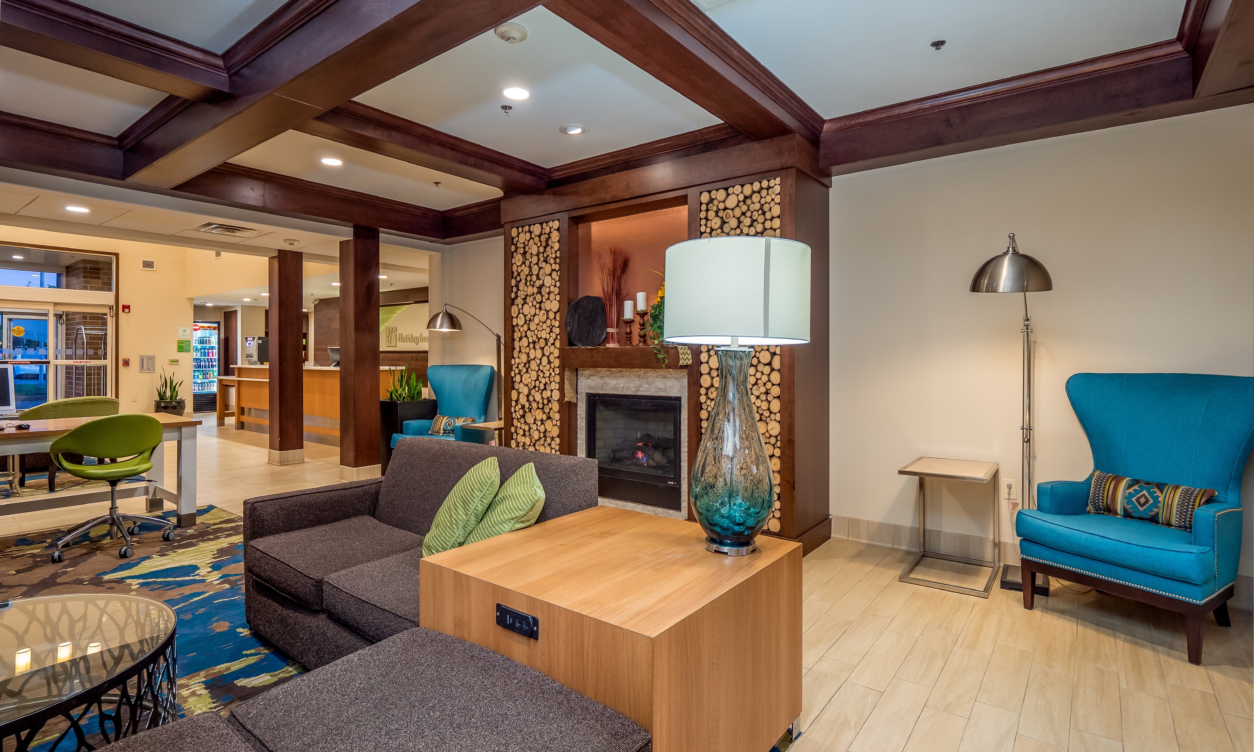 holiday inn and conference center marshfield by ihg