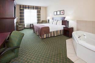 holiday inn and conference center marshfield by ihg