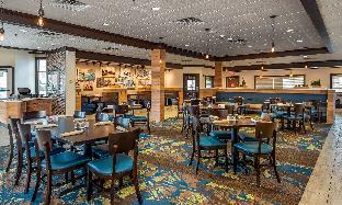holiday inn and conference center marshfield by ihg