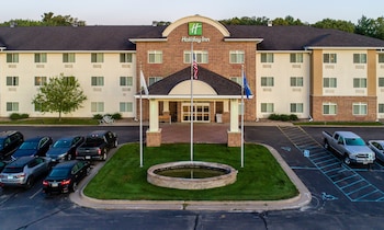 holiday inn and conference center marshfield by ihg
