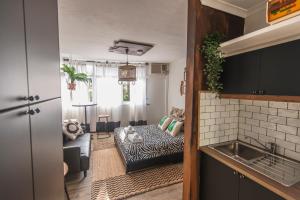 manly waves studios and apartments