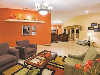 La Quinta Inn & Suites By Wyndham Woodburn,Salem>>Marion,3 star