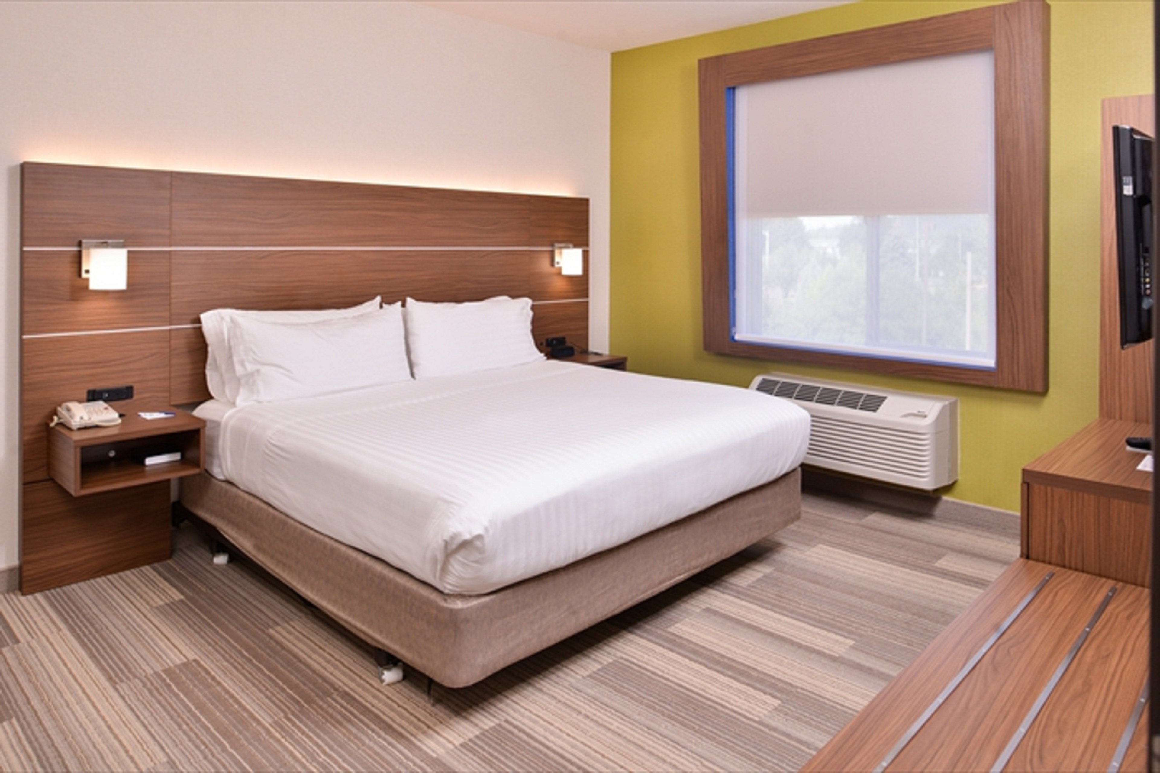 holiday inn express and suites albany by ihg