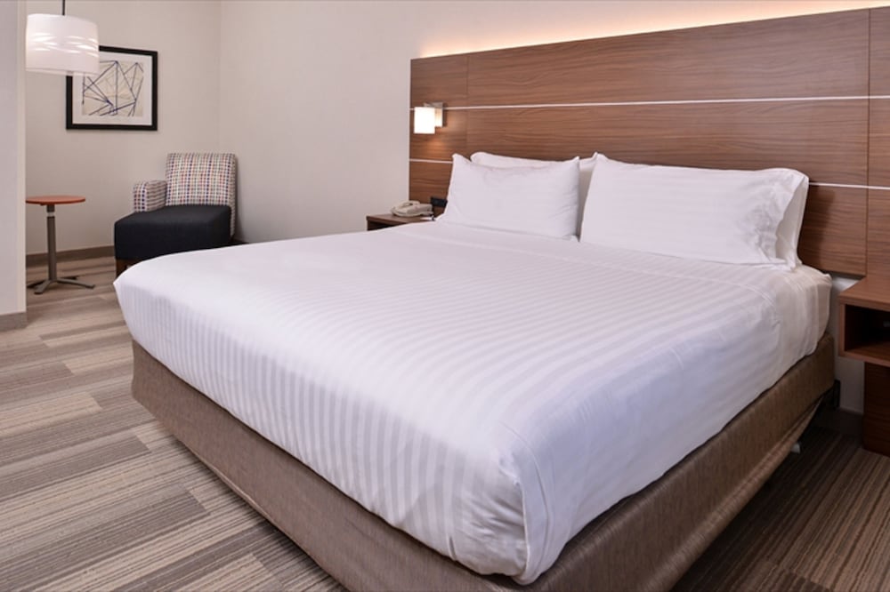 holiday inn express and suites albany by ihg