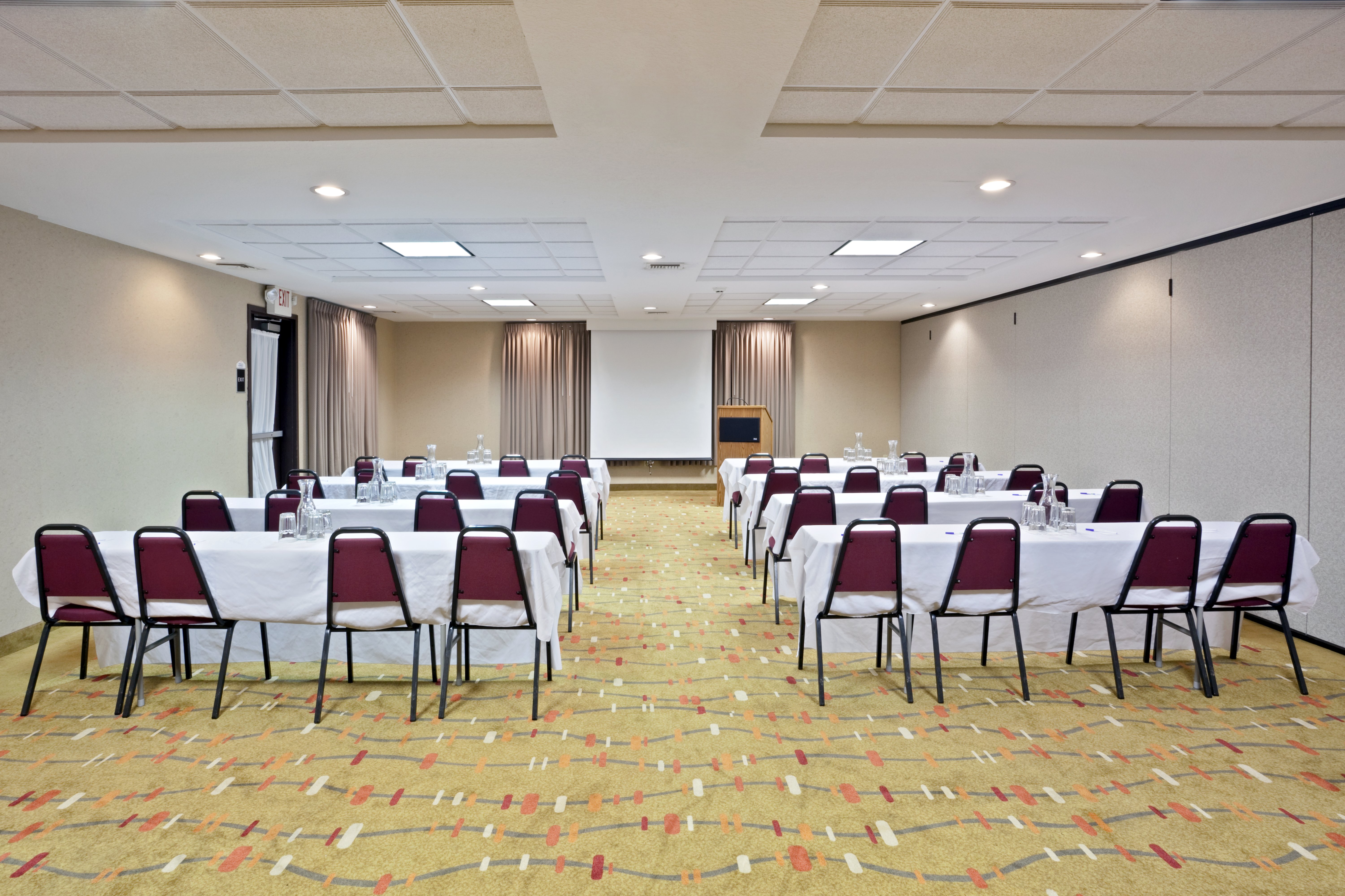 holiday inn express and suites albany by ihg
