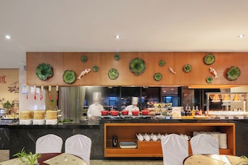 deefly grand hotel airport hangzhou