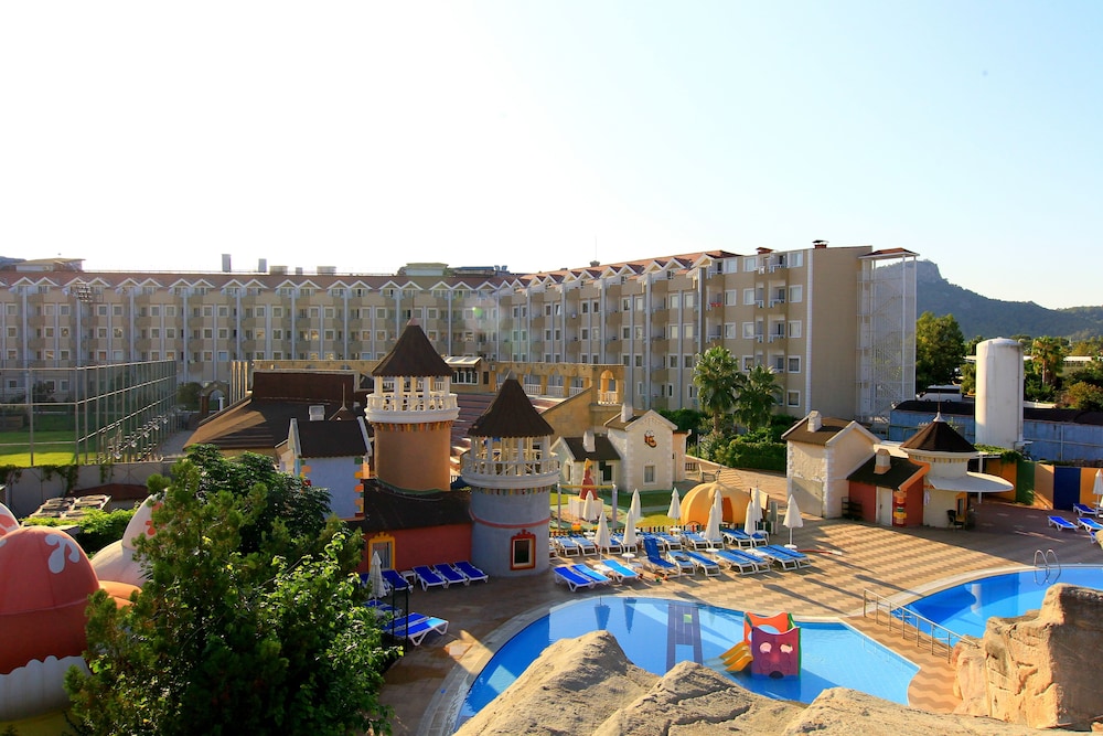 rox royal hotel all inclusive