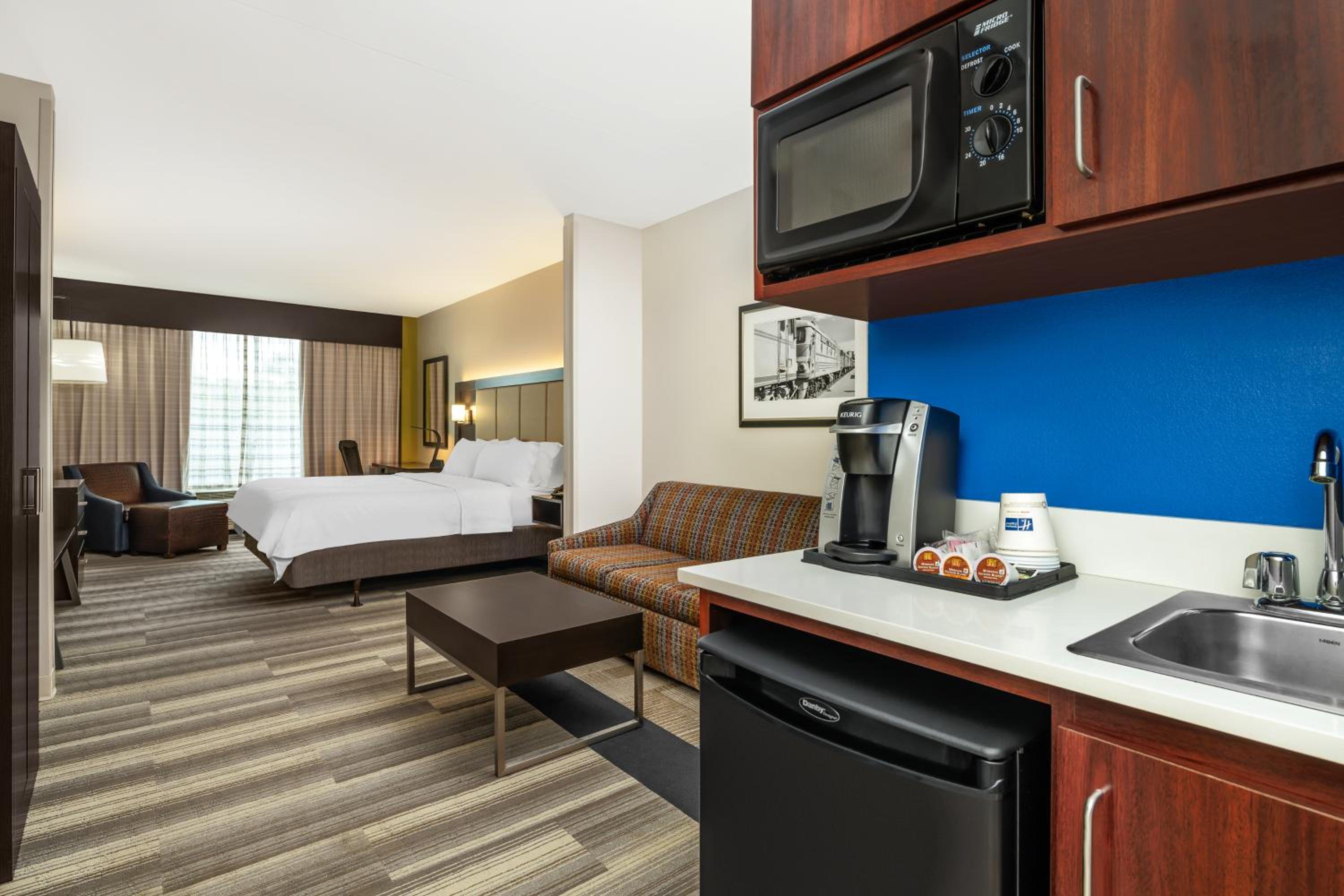holiday inn express and suites florence by ihg