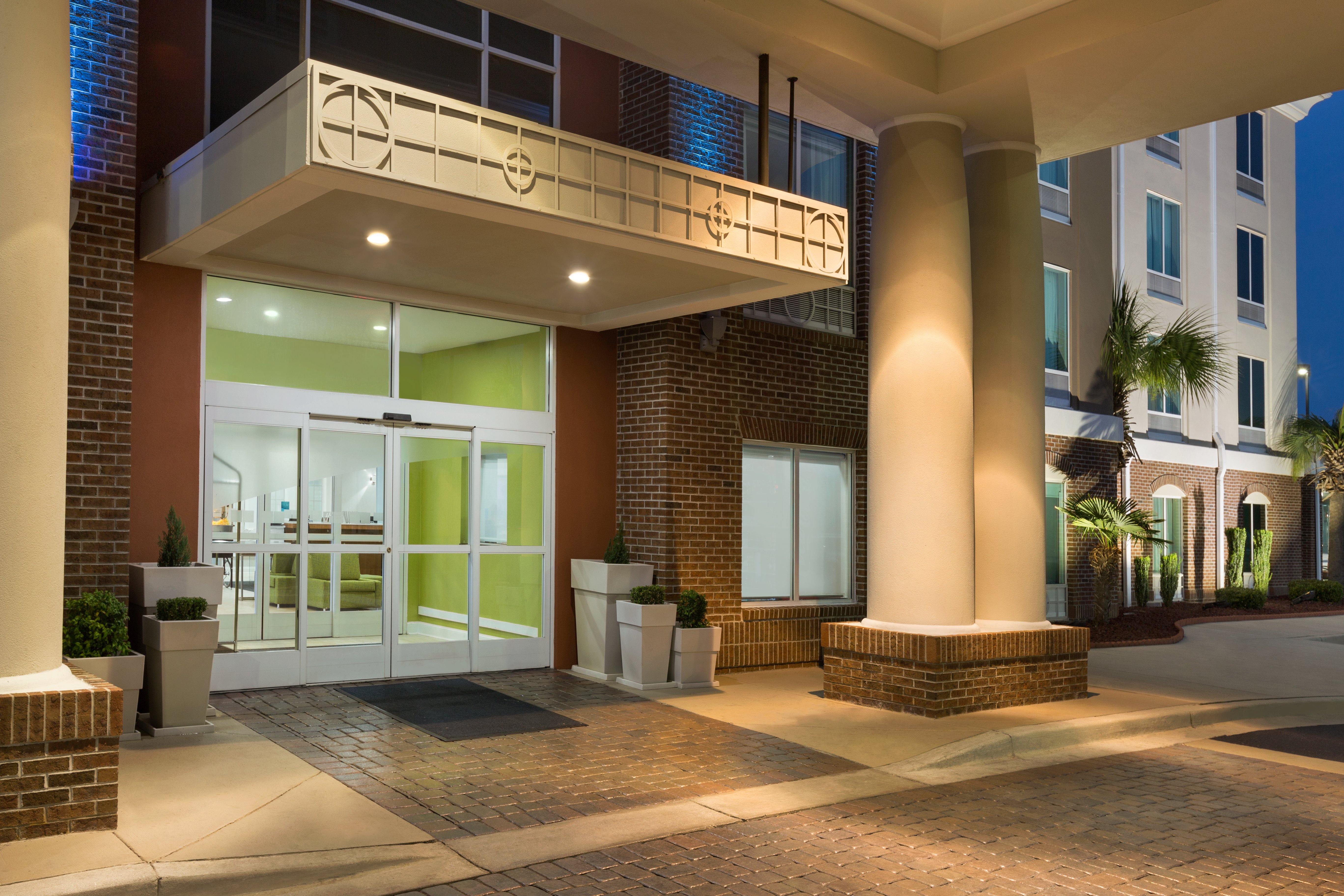 holiday inn express and suites florence by ihg