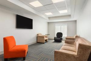Holiday Inn Express & Suites Florence By Ihg,In Florence,3 star