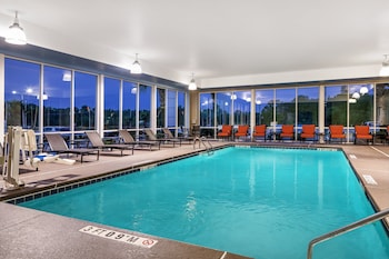 Holiday Inn Express & Suites Florence By Ihg,In Florence,3 star