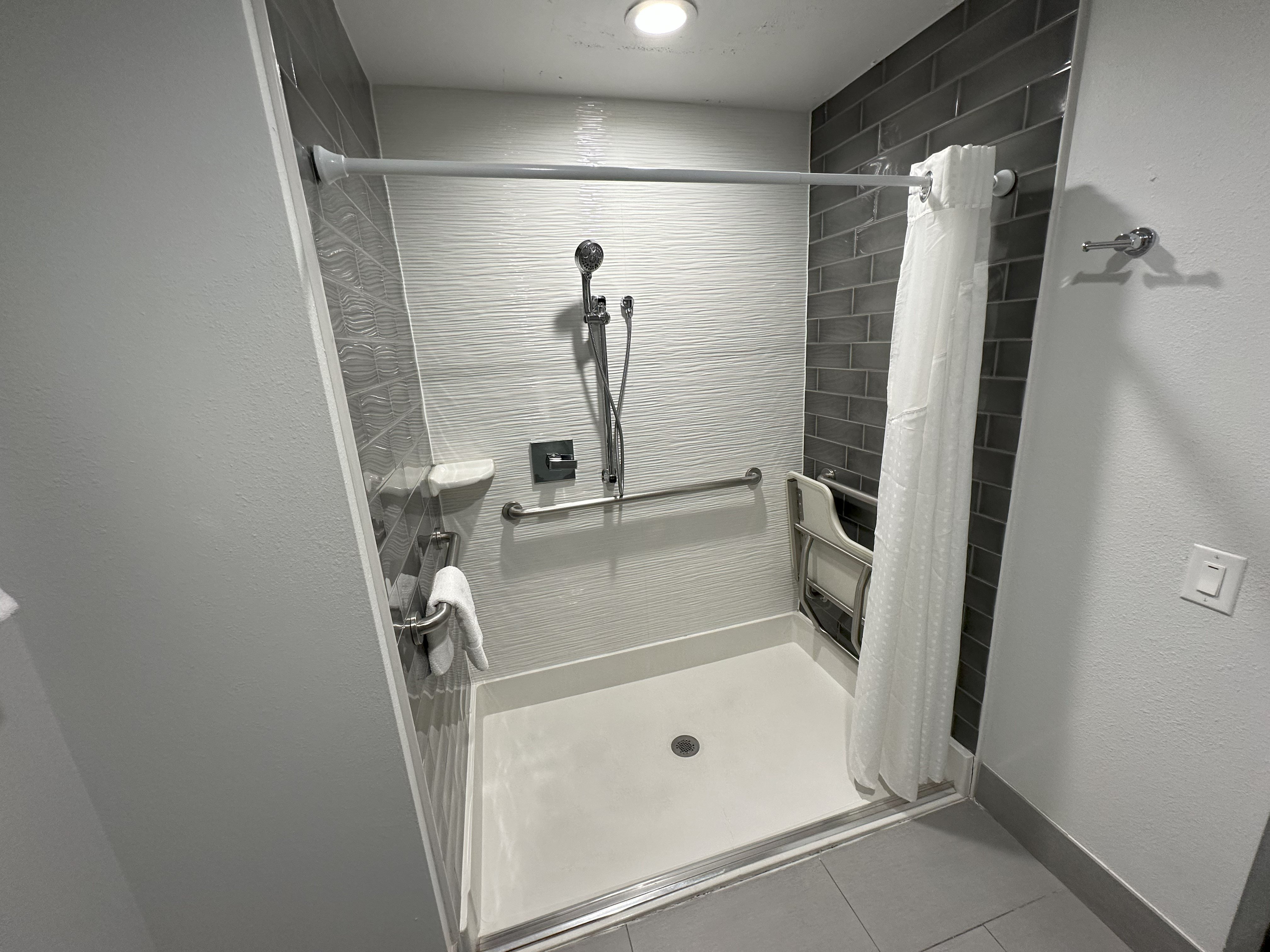 la quinta inn and suites by wyndham dallas downtown