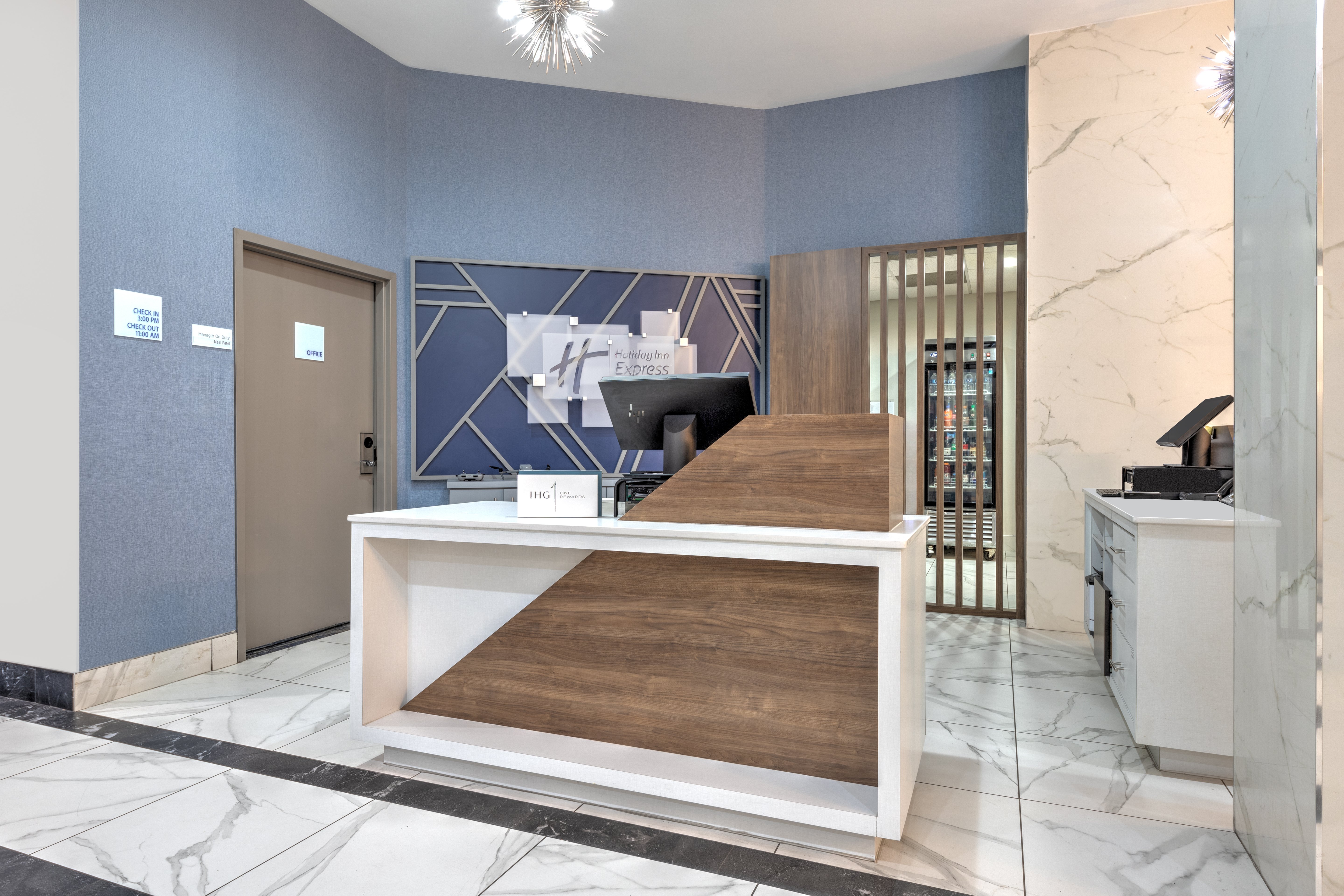la quinta inn and suites by wyndham dallas downtown