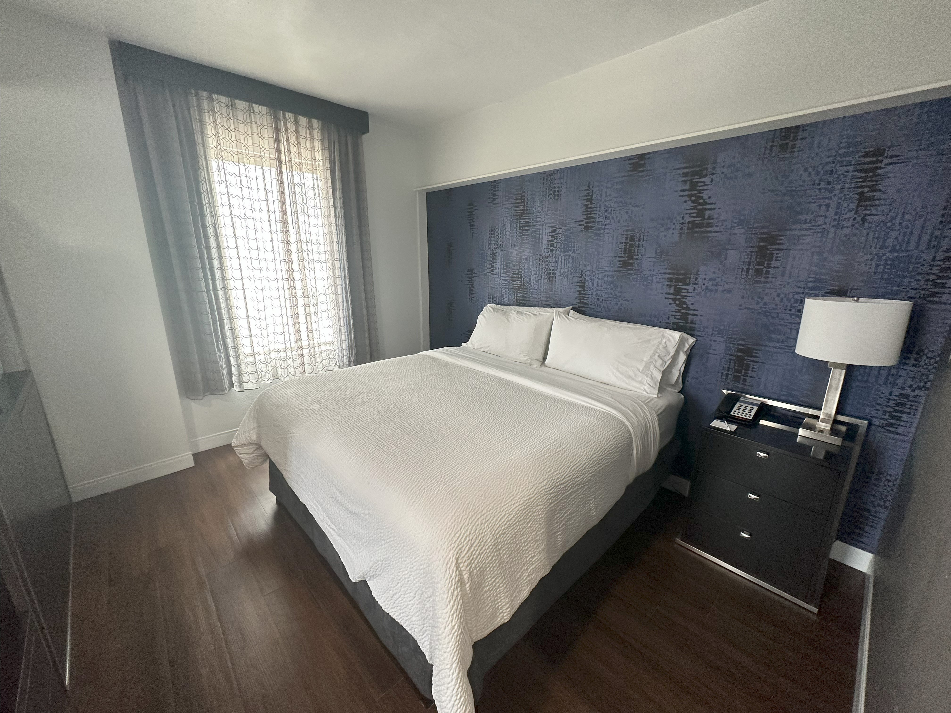 la quinta inn and suites by wyndham dallas downtown