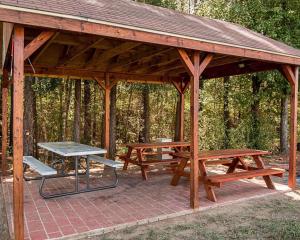 econo lodge inn and suites natchitoches