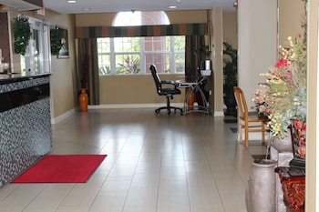 econo lodge inn and suites natchitoches