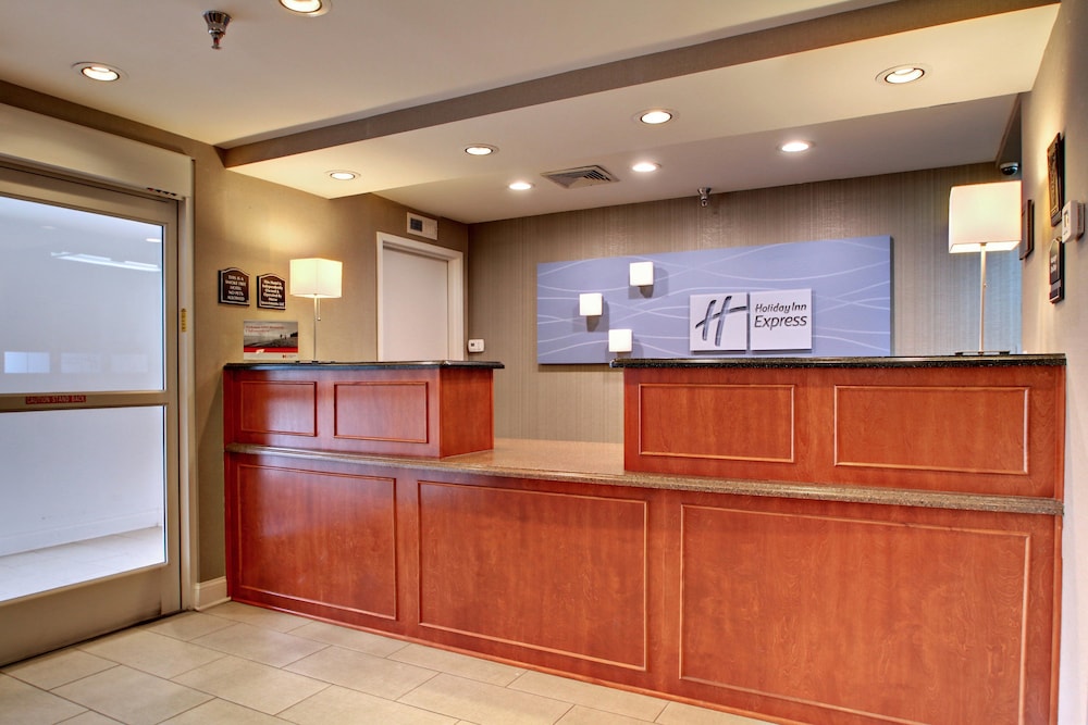 holiday inn express hurricane by ihg