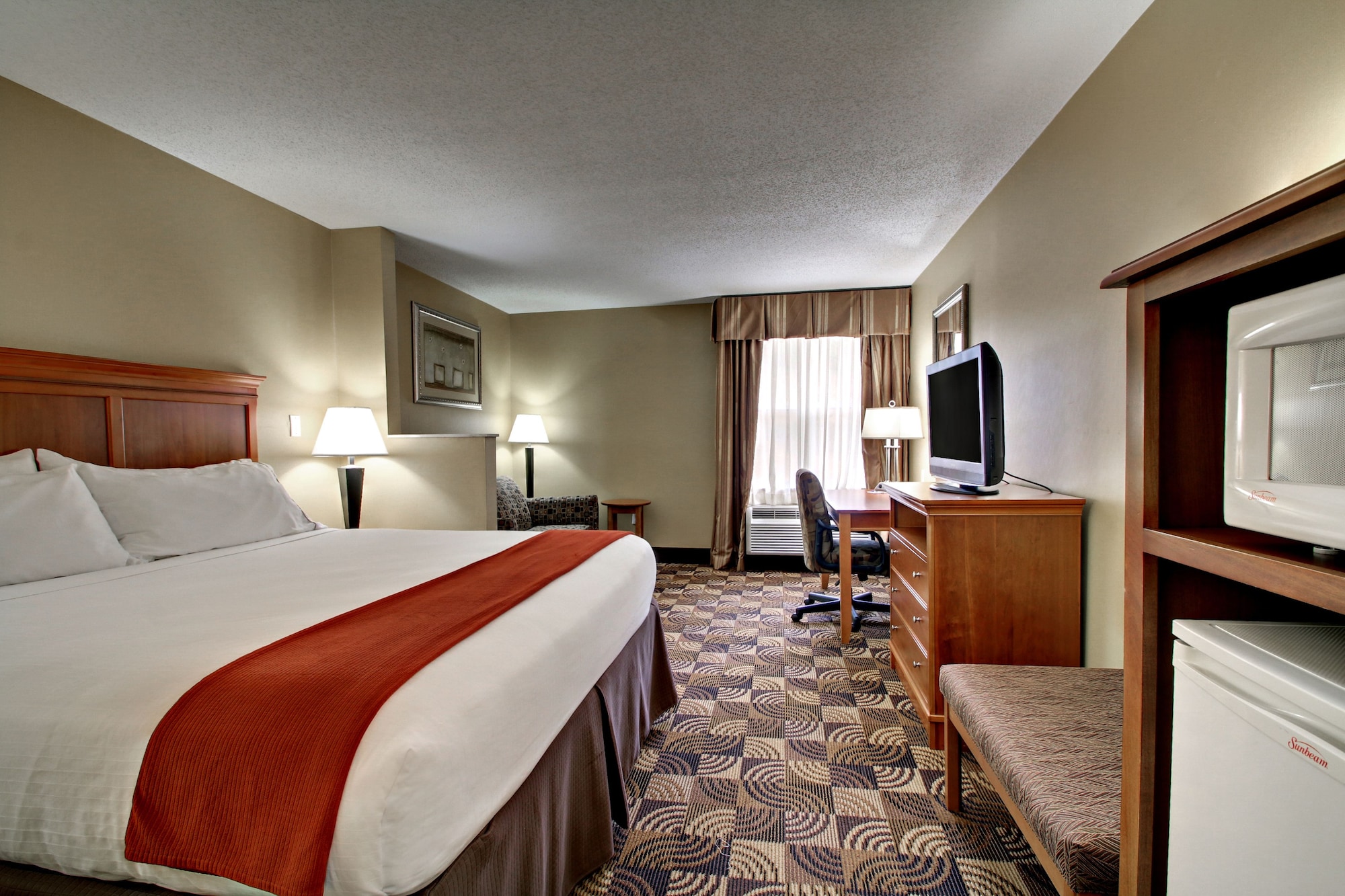 holiday inn express hurricane by ihg
