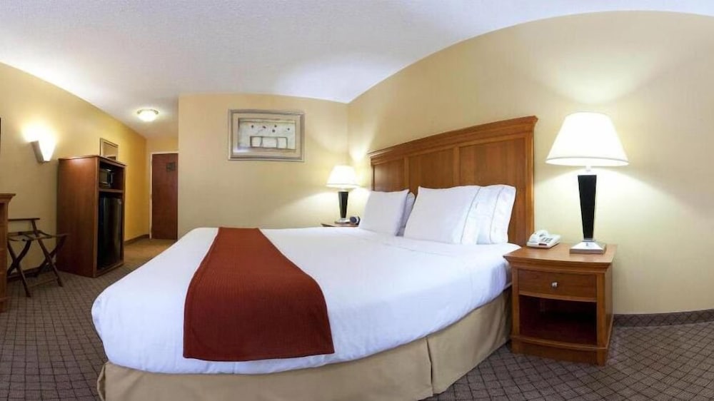 holiday inn express hurricane by ihg