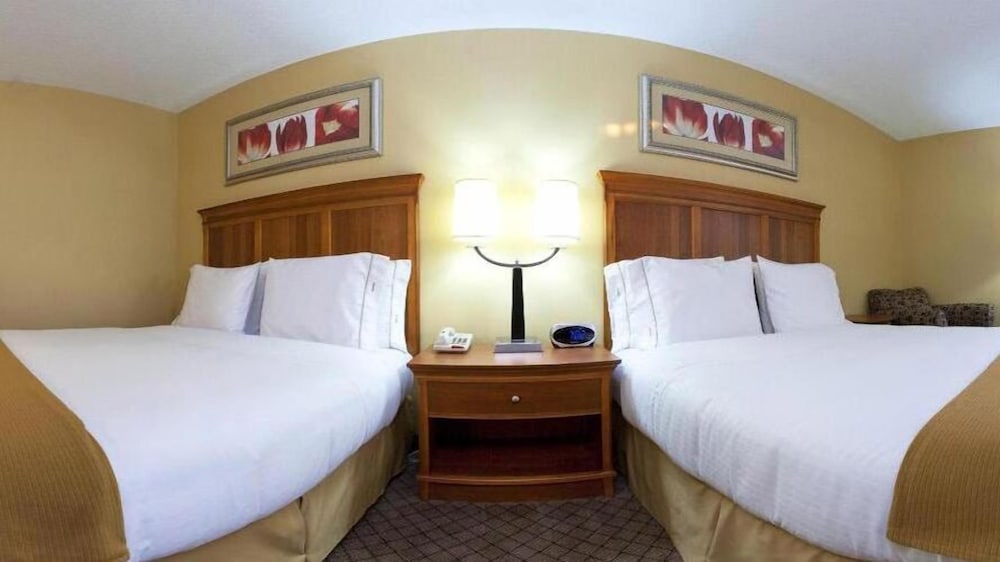 holiday inn express hurricane by ihg