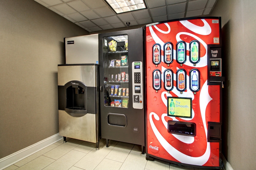 holiday inn express hurricane by ihg