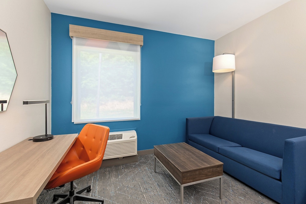 holiday inn express hurricane by ihg