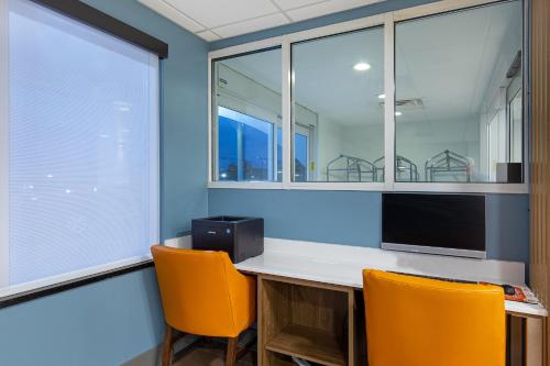 holiday inn express hurricane by ihg