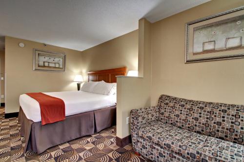 holiday inn express hurricane by ihg