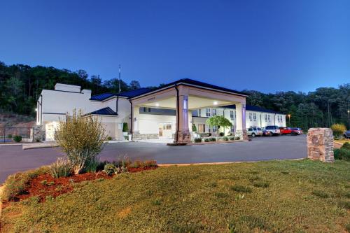 holiday inn express hurricane by ihg