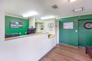 hometowne studios by red roof dallas north addison tollway