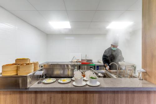 jinjiang inn lingering garden shantang old street suzhou