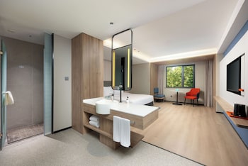 jinjiang inn lingering garden shantang old street suzhou