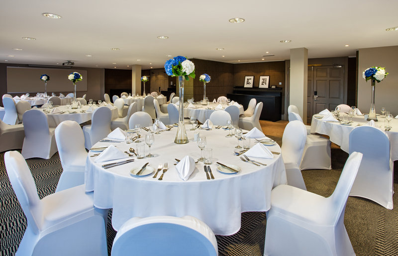 crowne plaza london heathrow
