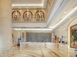 vienna international hotel maoming high speed railway station