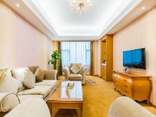 vienna international hotel maoming high speed railway station