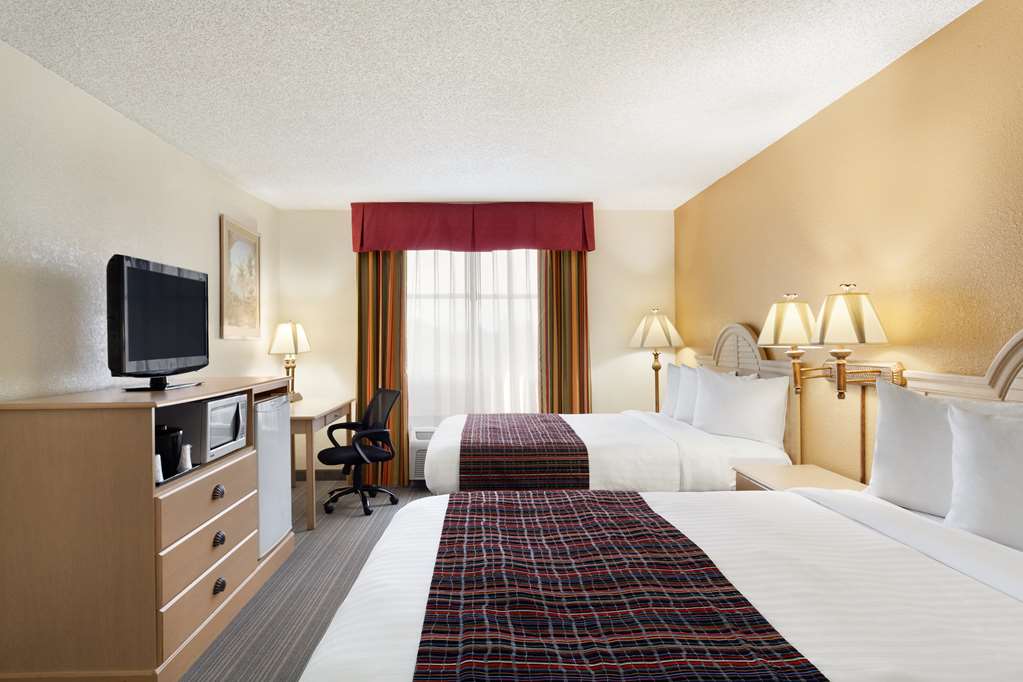 the palms inn and suites