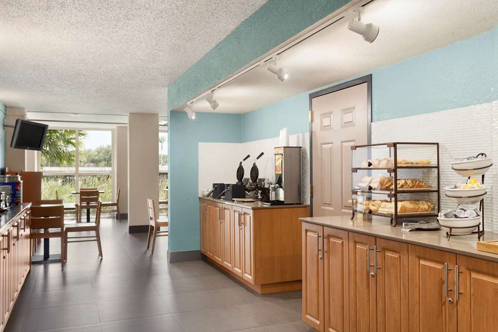 the palms inn and suites