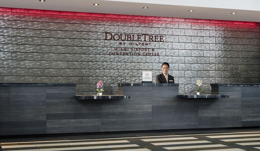 doubletree by hilton hotel miami airport and convention center