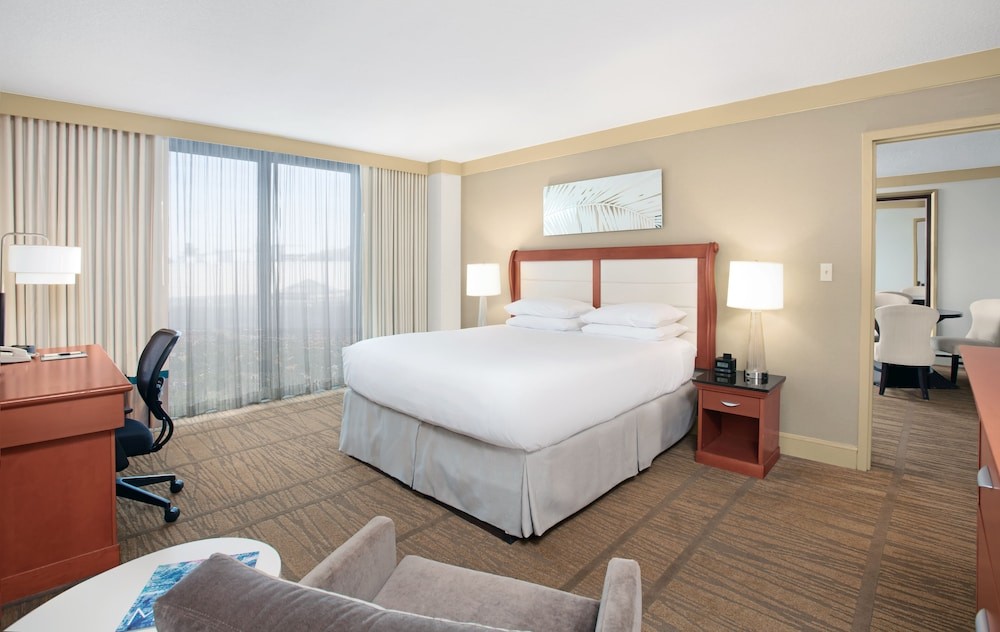 doubletree by hilton hotel miami airport and convention center