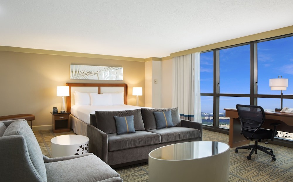 doubletree by hilton hotel miami airport and convention center