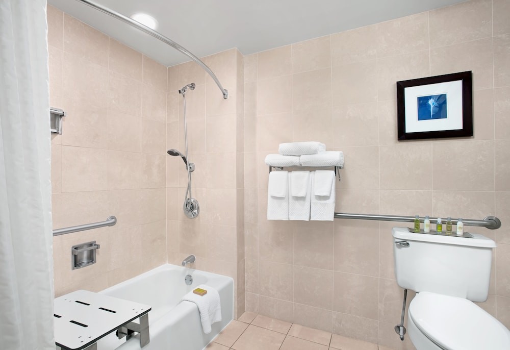 doubletree by hilton hotel miami airport and convention center
