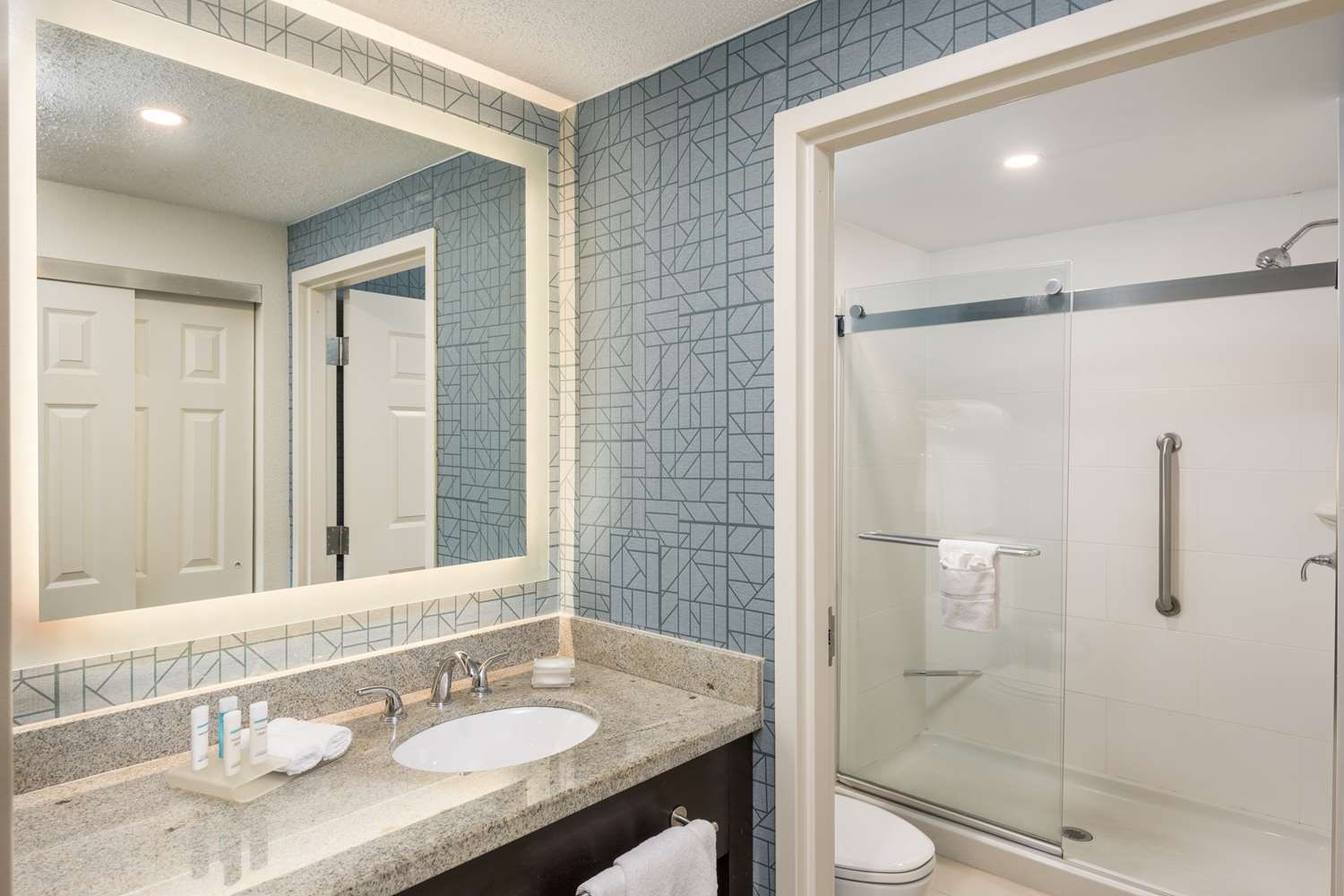 homewood suites by hilton miami airport blue lagoon