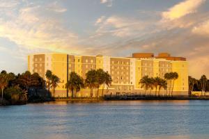homewood suites by hilton miami airport blue lagoon