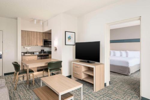 homewood suites by hilton miami airport blue lagoon
