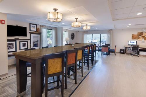 hampton inn covington