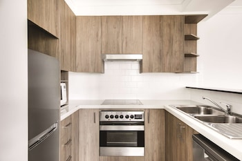 adina apartment hotel coogee sydney